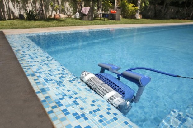 Mode d'emploi d'un robot de piscine Dolphin